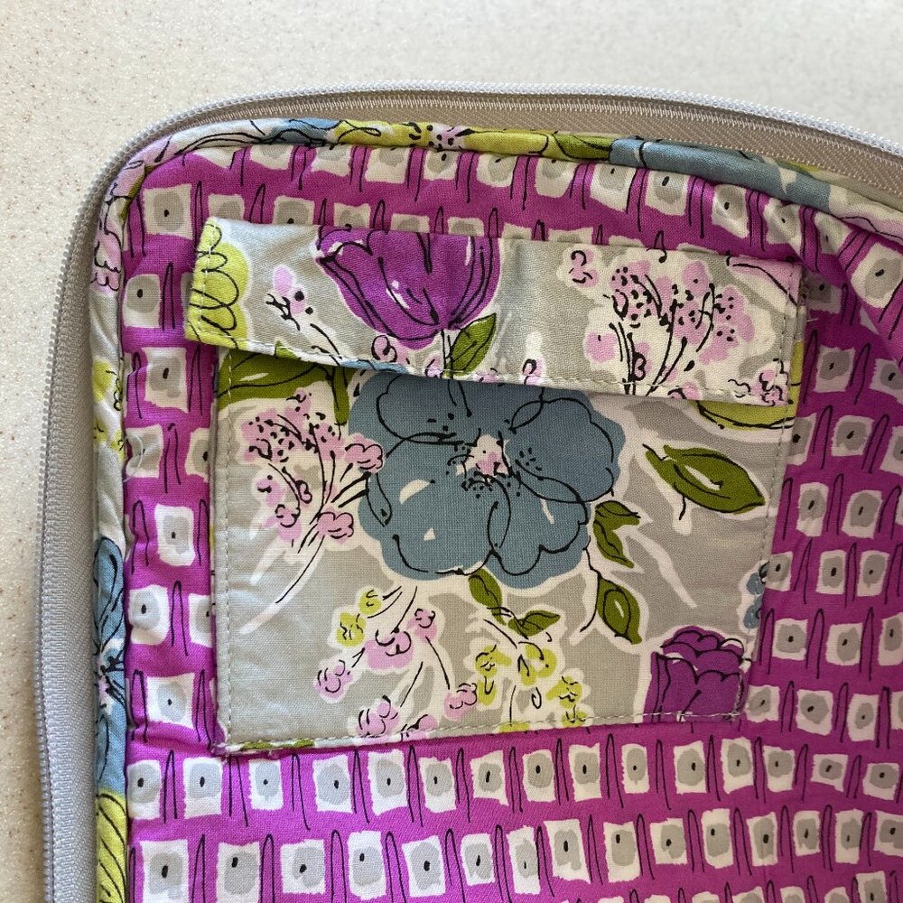 Vera Bradley Laptop Case EUC Watercolor Pattern - Picture 6 of 14